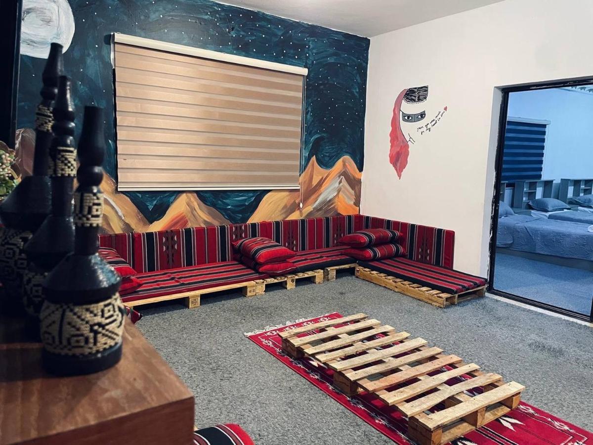 Auberge de jeunesse Petra B12 à Wadi Musa Extérieur photo